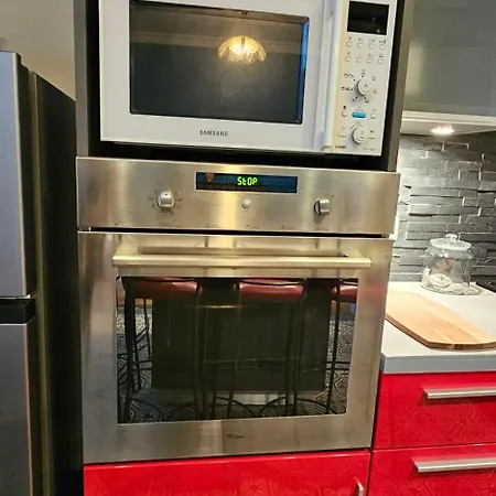 Equipe - Centre-ville Apartment *