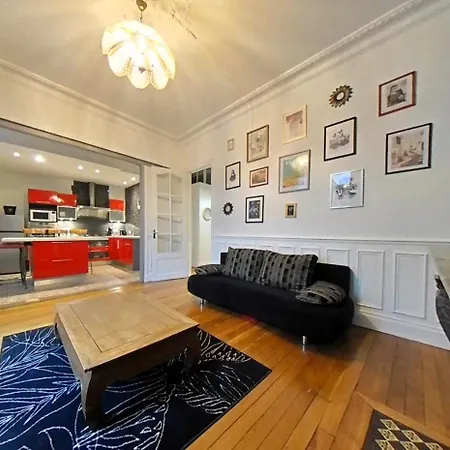 Equipe - Centre-ville Apartment